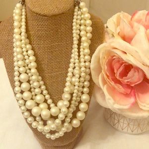 Premier Designs “Elizabeth” necklace